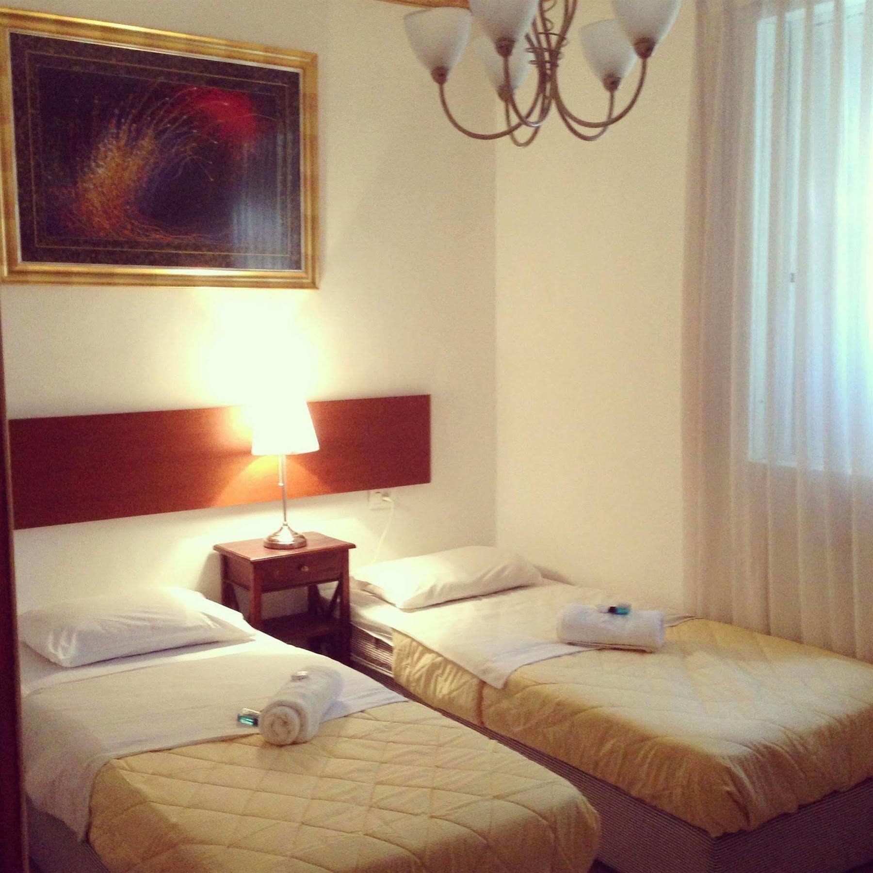 Hotel Sea Side 2*